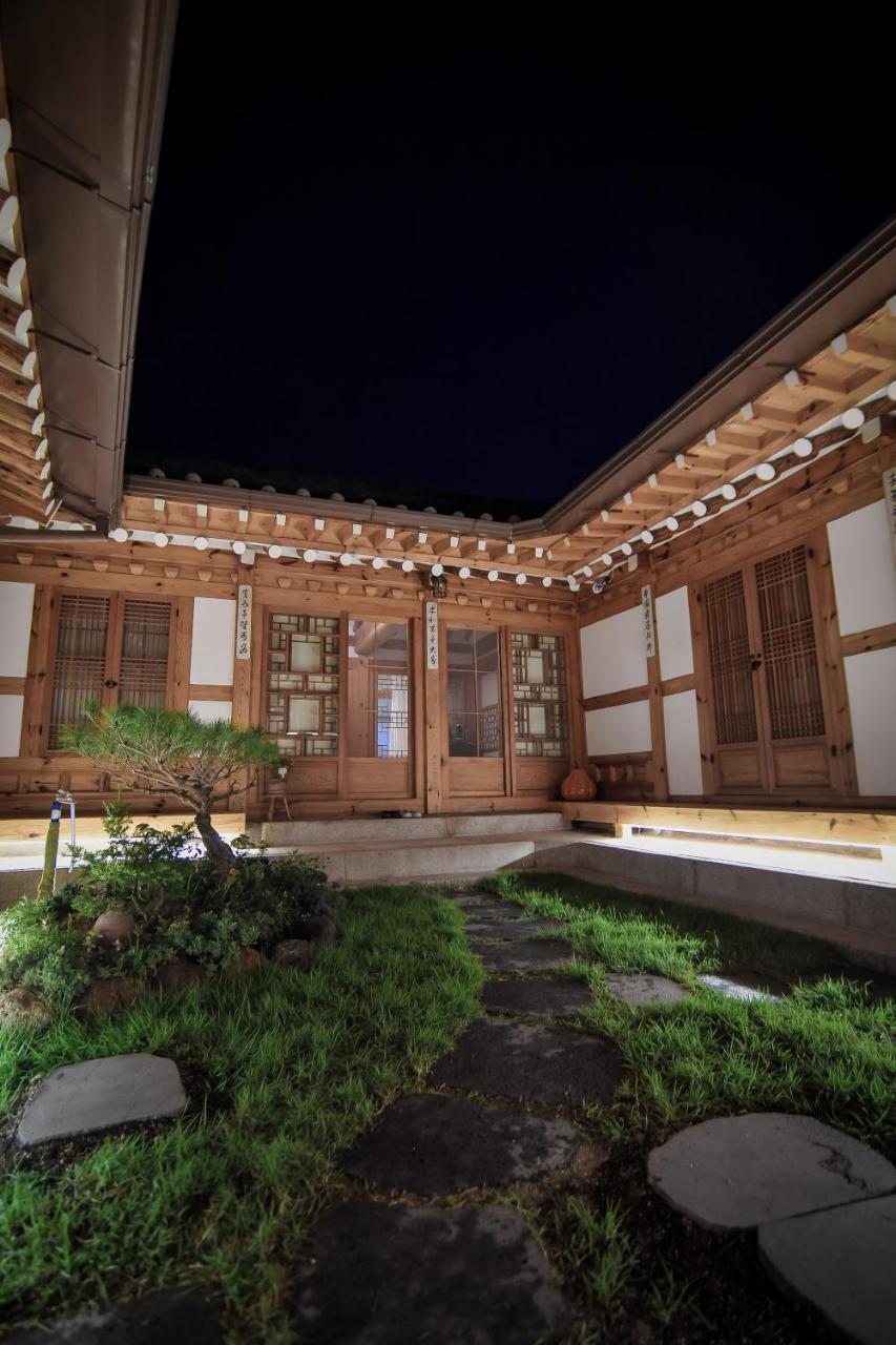 Cheong Yeon Jae Hanok Hotel Seul Exterior foto
